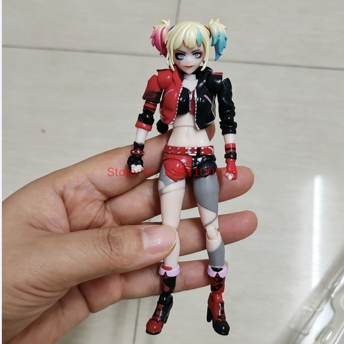 Model Kit Harley Quinn - Replica！In Stock Kaiyodo Harley Quinn Revoltech