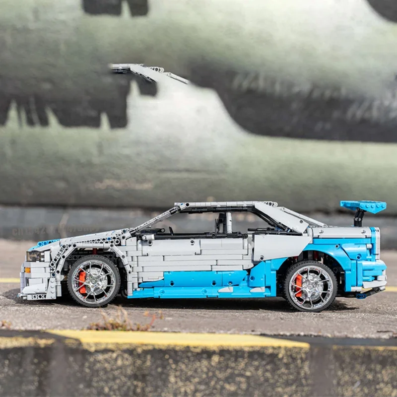 3383PCS supercar model buiding - огляд і ціна Model Kit R34