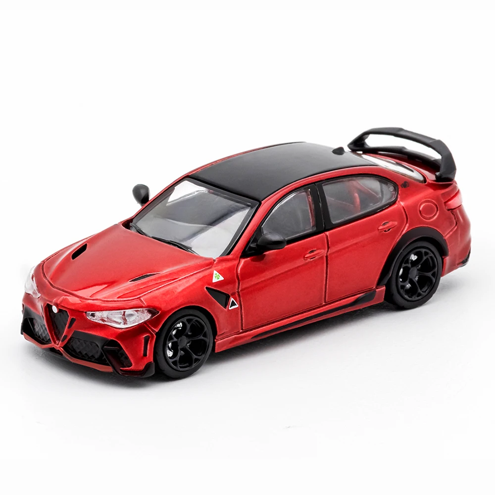 DCT 1/64 Alfa Romeo Giulia GTA - огляд і ціна Model Kit Alfa Romeo