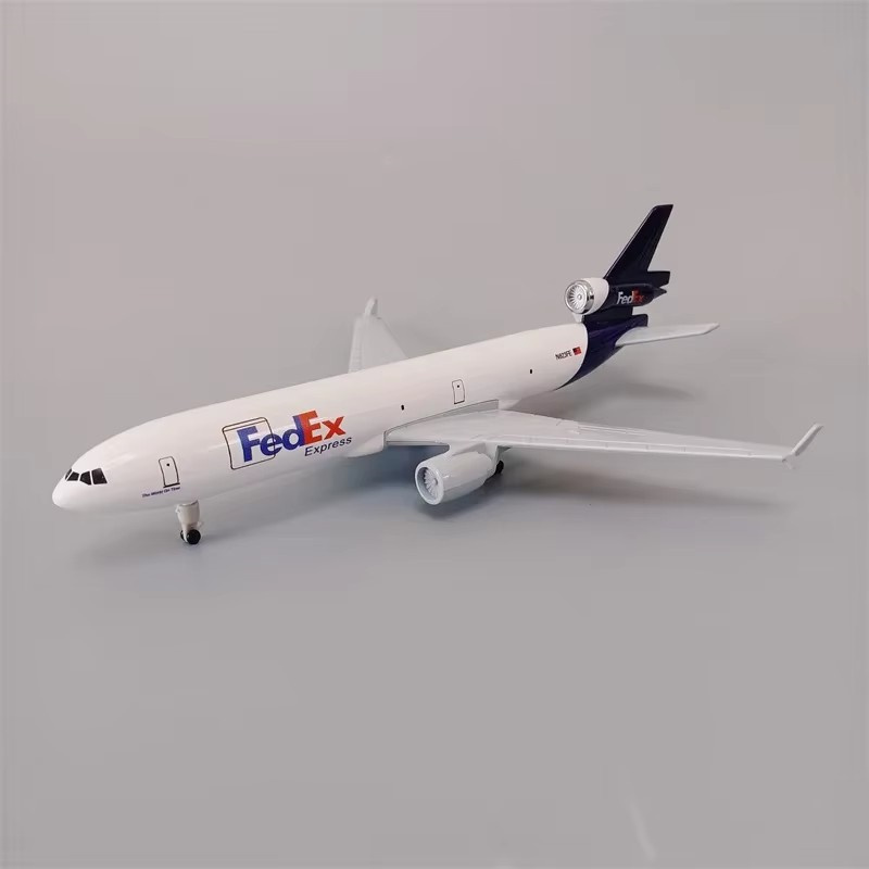 Airplane Model 20cm Air Fedex  - огляд і ціна Model Kit Centaur