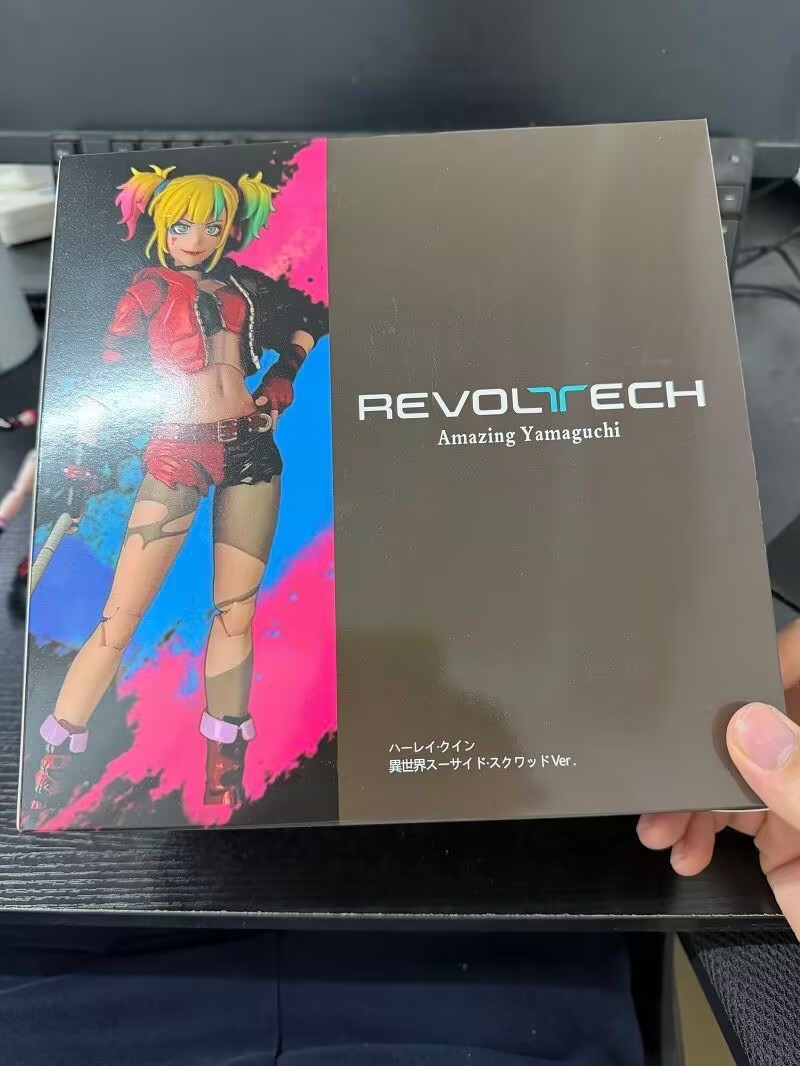 In Stock Revoltech Harley Quin - огляд і ціна Model Kit Harley Quinn