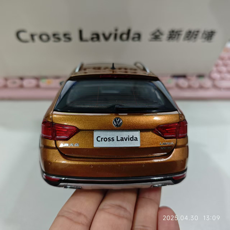 Flaw Diecast 1/18 Scale Volksw - огляд і ціна Model Kit Volkswagen
