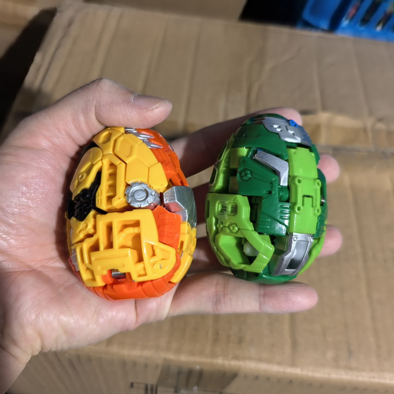 Dinosaur Egg Transformation De - огляд і ціна Model Kit Dinosaur Bandai